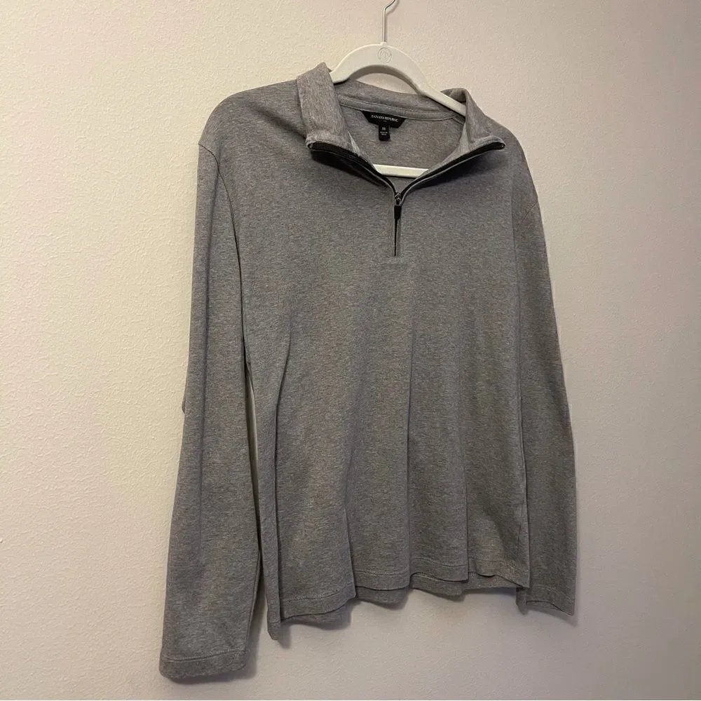 Banana Republic quarter zip size medium